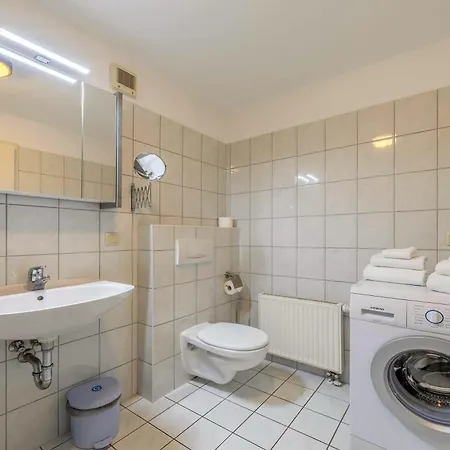 Ferienwohnung Seeblick - Ferienwohnung Mit Ausblick Auf Den Yachthafen Waren  Zewnętrze zdjęcie